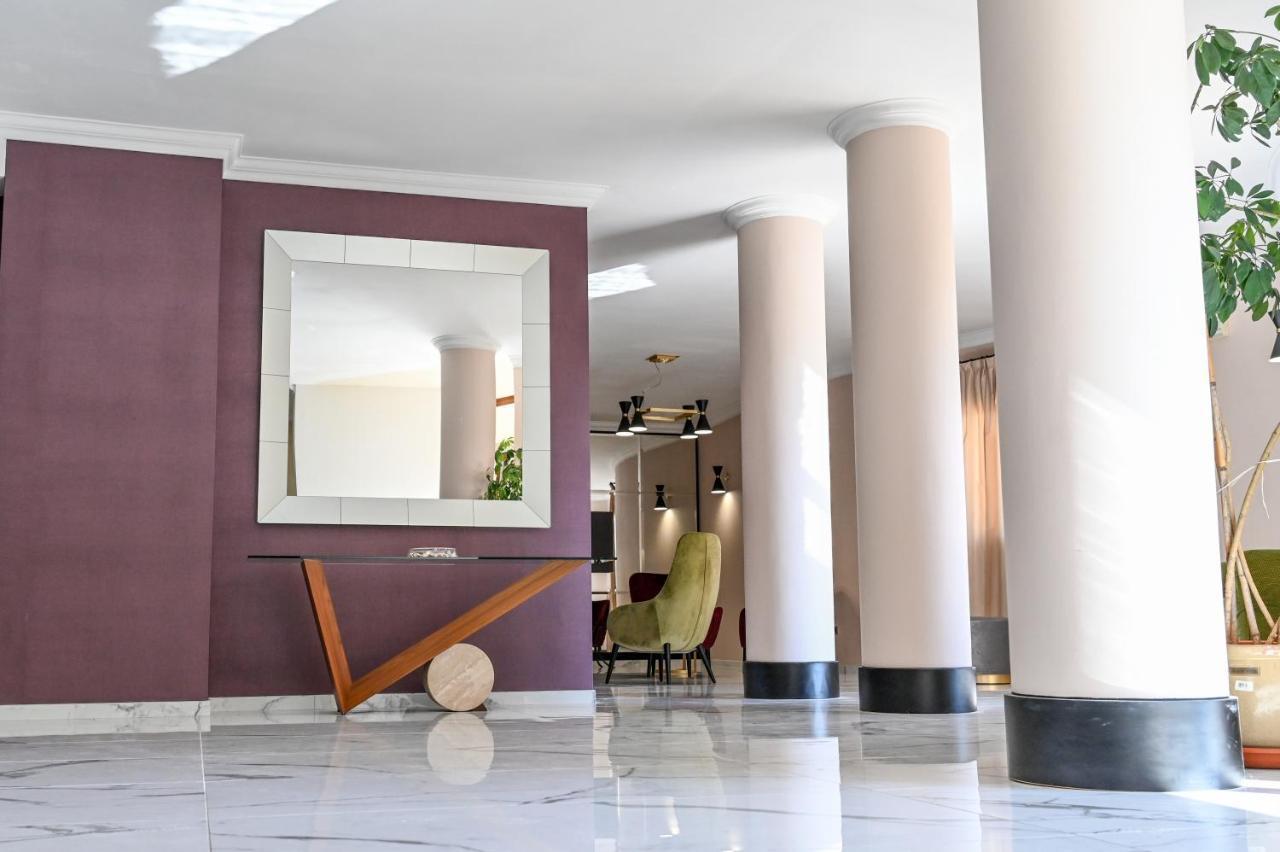 Roma Domus Hotel Ponzano Romano Bagian luar foto