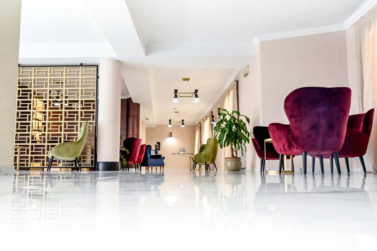 Roma Domus Hotel Ponzano Romano Bagian luar foto