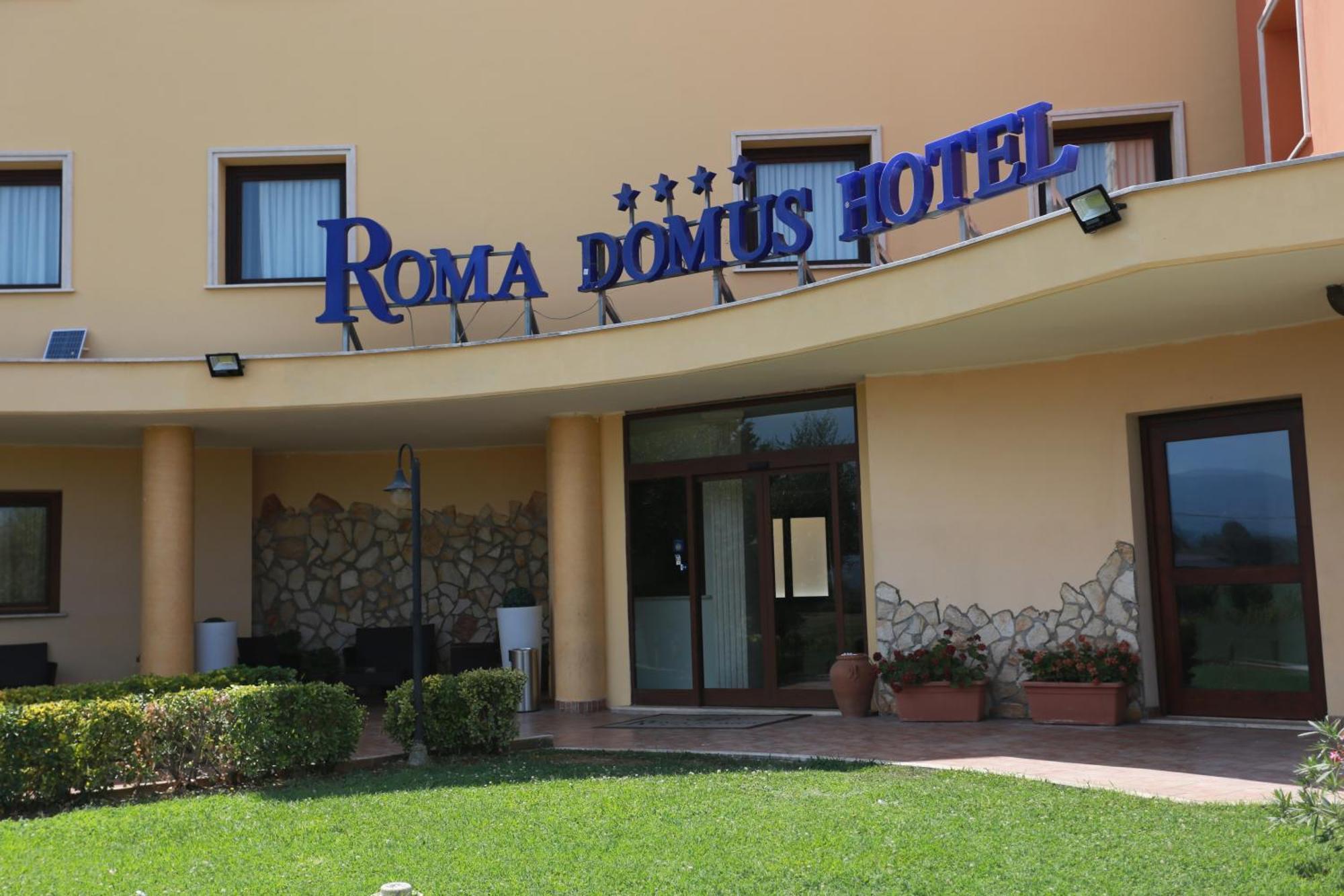 Roma Domus Hotel Ponzano Romano Bagian luar foto