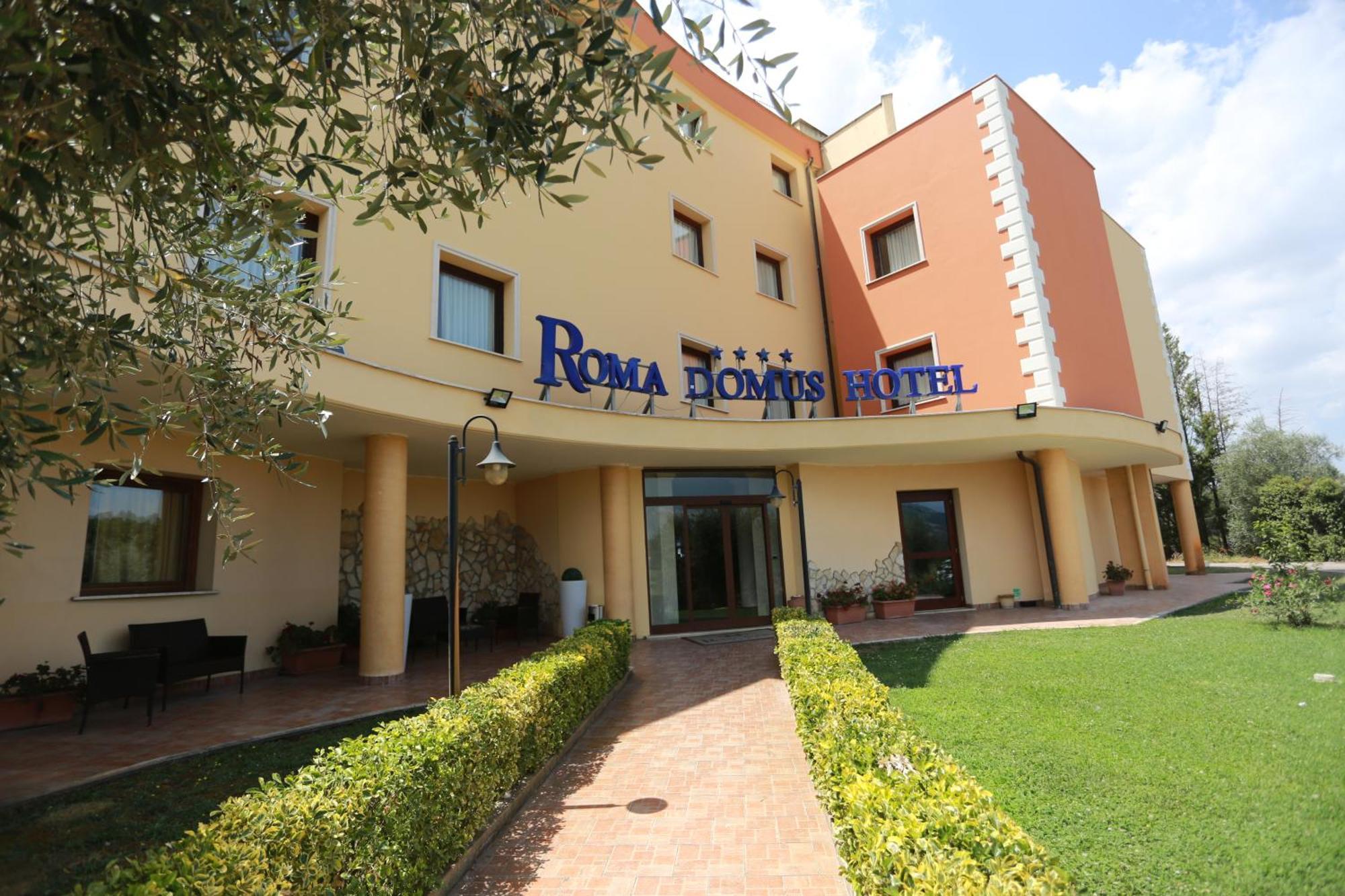 Roma Domus Hotel Ponzano Romano Bagian luar foto